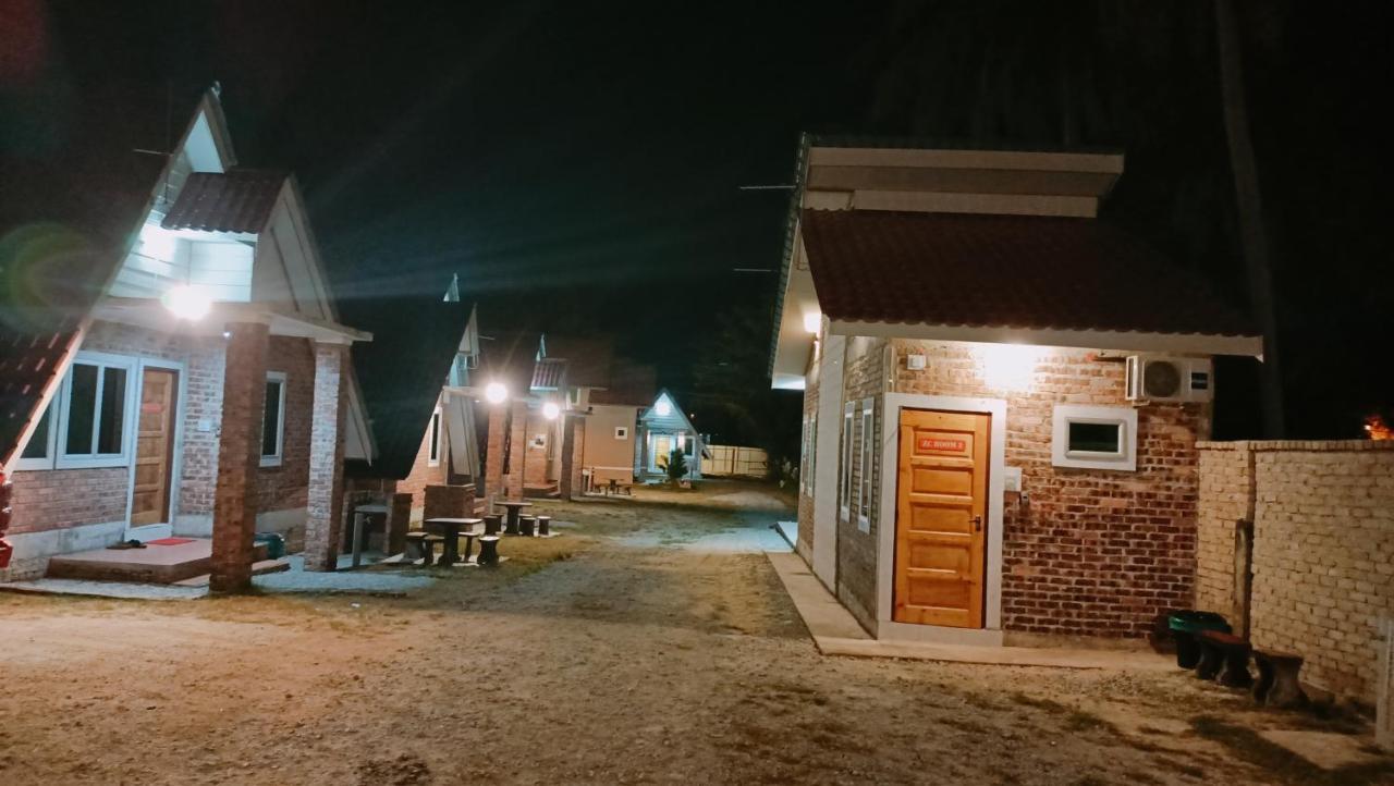 Zainab Cottage Pasir Puteh Eksteriør bilde